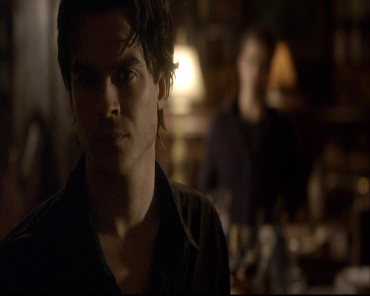 VampireDiariesWorld-dot-org_2x08Rose1904.jpg
