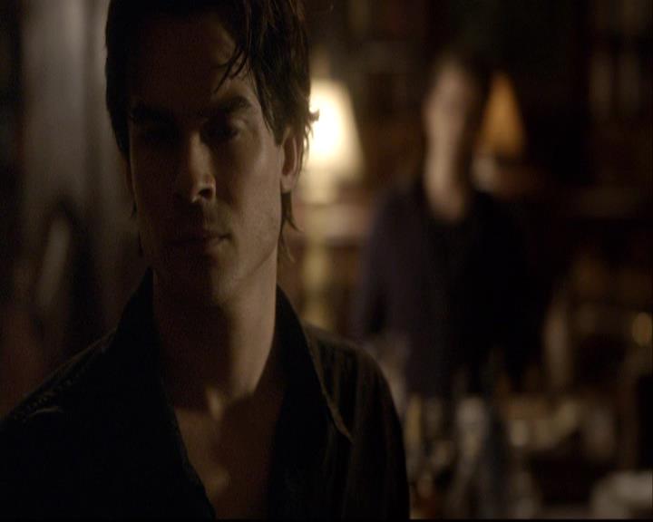 VampireDiariesWorld-dot-org_2x08Rose1905.jpg