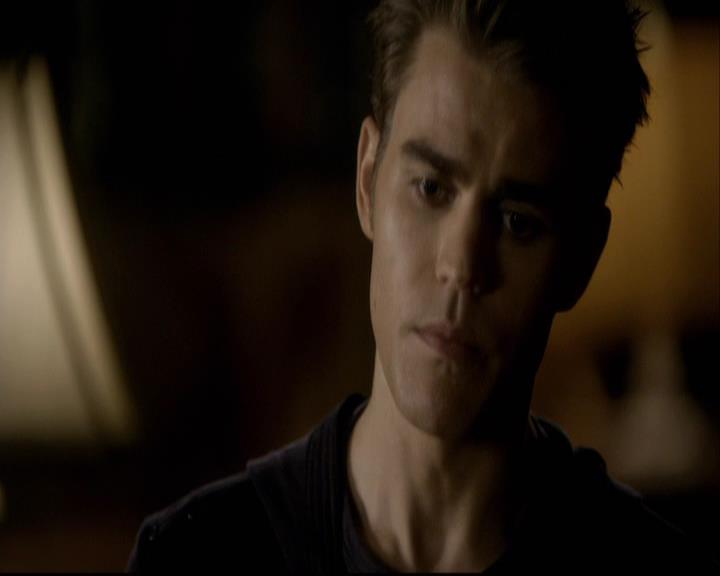 VampireDiariesWorld-dot-org_2x08Rose1916.jpg