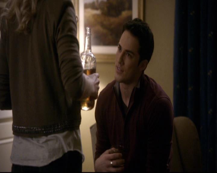 VampireDiariesWorld-dot-org_2x08Rose1936.jpg