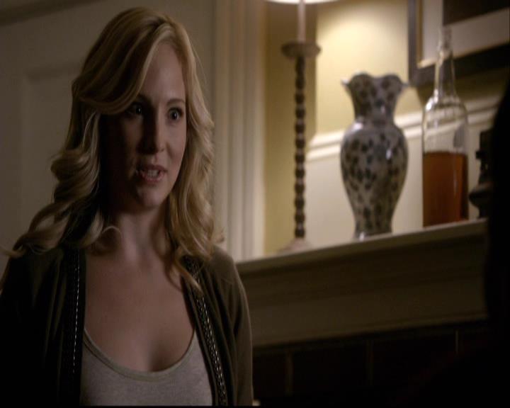 VampireDiariesWorld-dot-org_2x08Rose1950.jpg