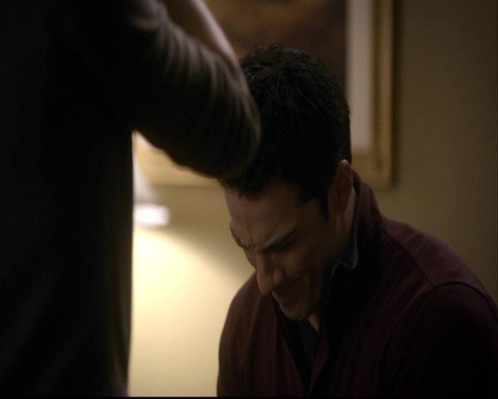 VampireDiariesWorld-dot-org_2x08Rose1955.jpg