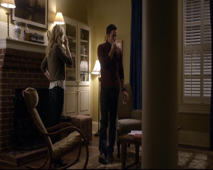 VampireDiariesWorld-dot-org_2x08Rose1963.jpg