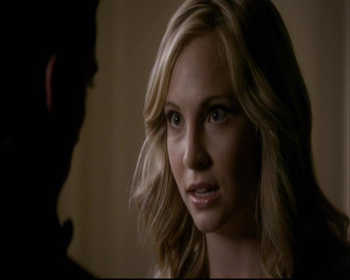 VampireDiariesWorld-dot-org_2x08Rose2006.jpg