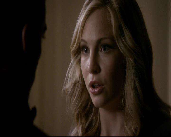 VampireDiariesWorld-dot-org_2x08Rose2007.jpg