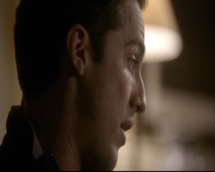 VampireDiariesWorld-dot-org_2x08Rose2022.jpg