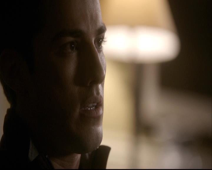 VampireDiariesWorld-dot-org_2x08Rose2025.jpg