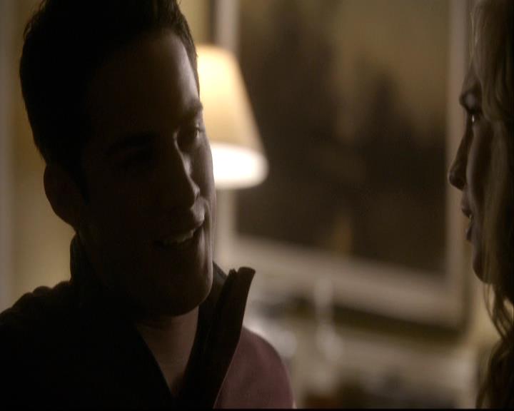 VampireDiariesWorld-dot-org_2x08Rose2043.jpg