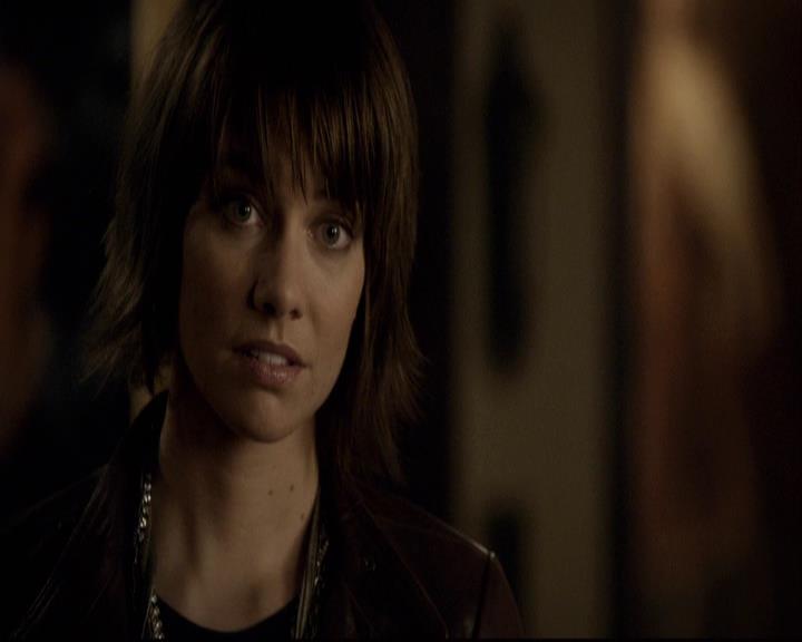 VampireDiariesWorld-dot-org_2x08Rose2112.jpg