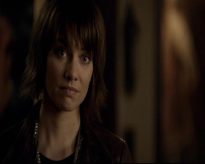 VampireDiariesWorld-dot-org_2x08Rose2114.jpg