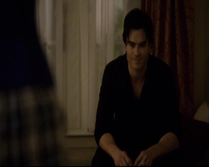 VampireDiariesWorld-dot-org_2x08Rose2137.jpg