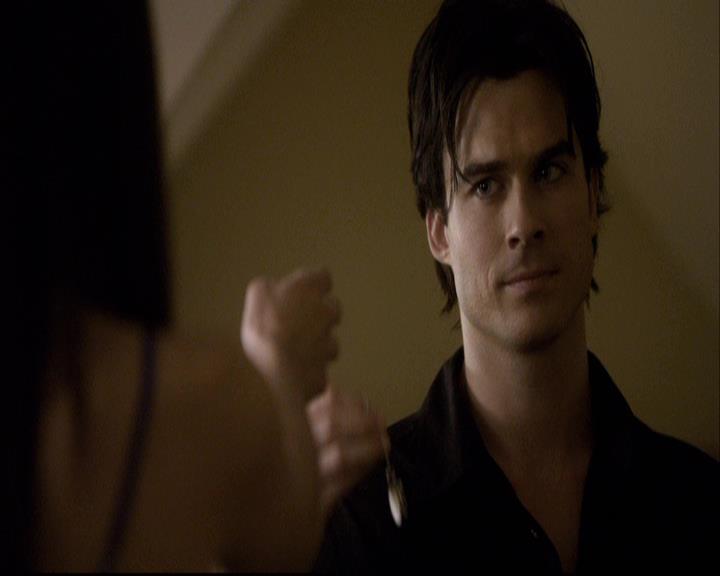 VampireDiariesWorld-dot-org_2x08Rose2150.jpg