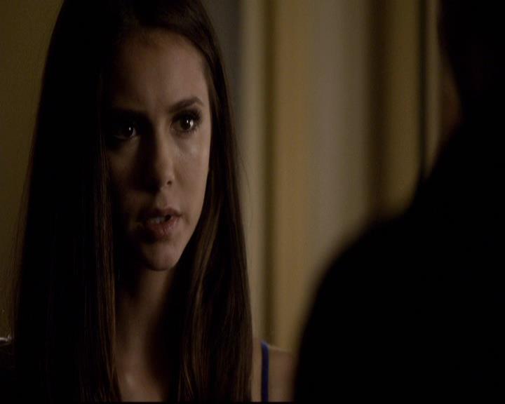 VampireDiariesWorld-dot-org_2x08Rose2153.jpg