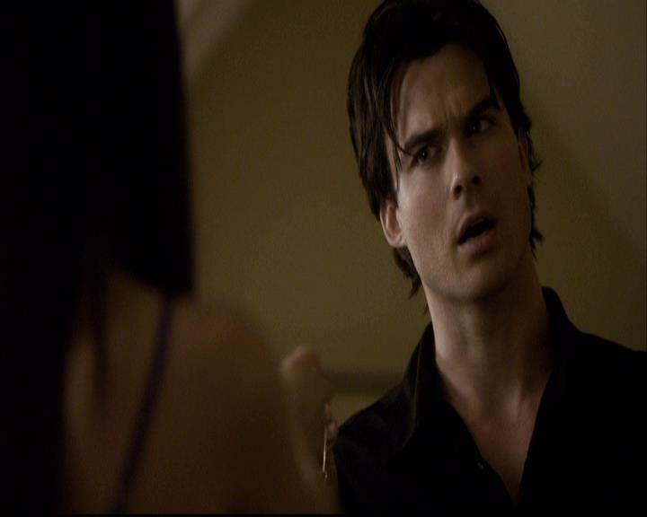 VampireDiariesWorld-dot-org_2x08Rose2155.jpg