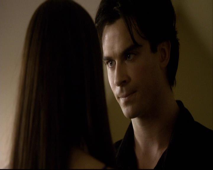 VampireDiariesWorld-dot-org_2x08Rose2178.jpg