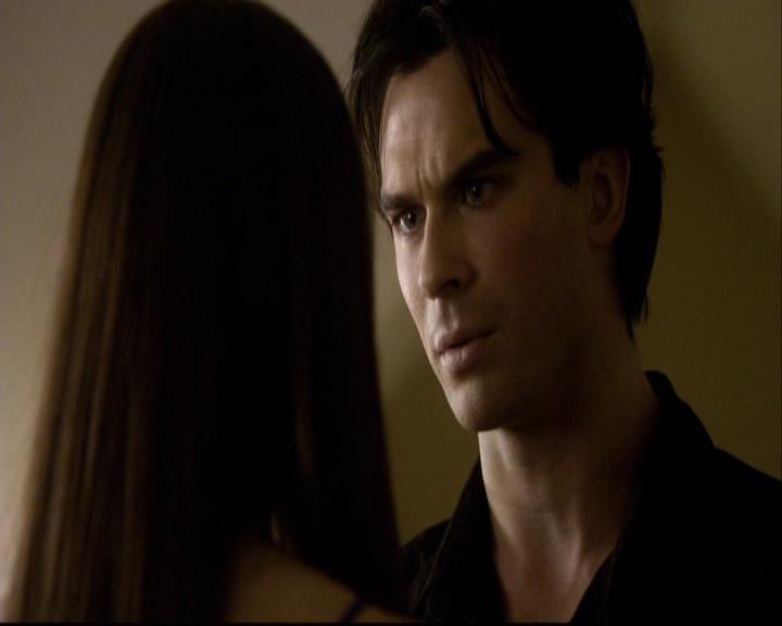 VampireDiariesWorld-dot-org_2x08Rose2186.jpg