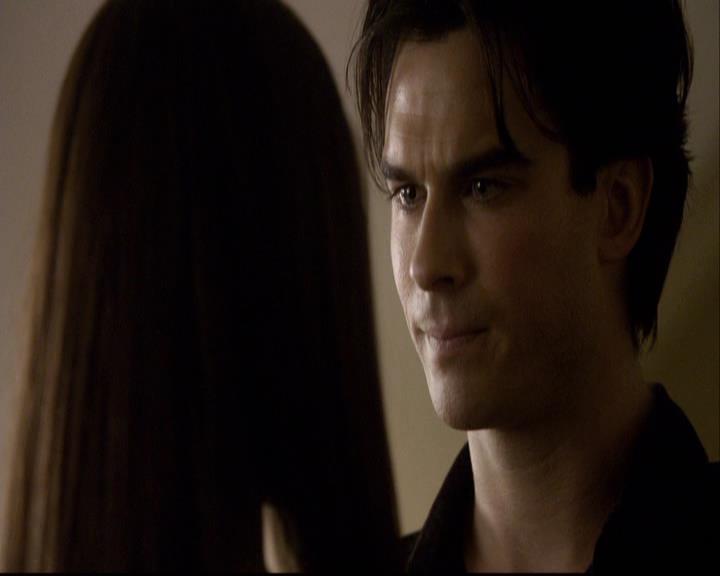 VampireDiariesWorld-dot-org_2x08Rose2191.jpg