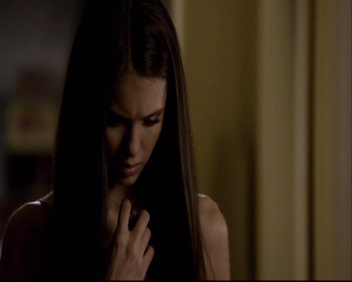 VampireDiariesWorld-dot-org_2x08Rose2227.jpg
