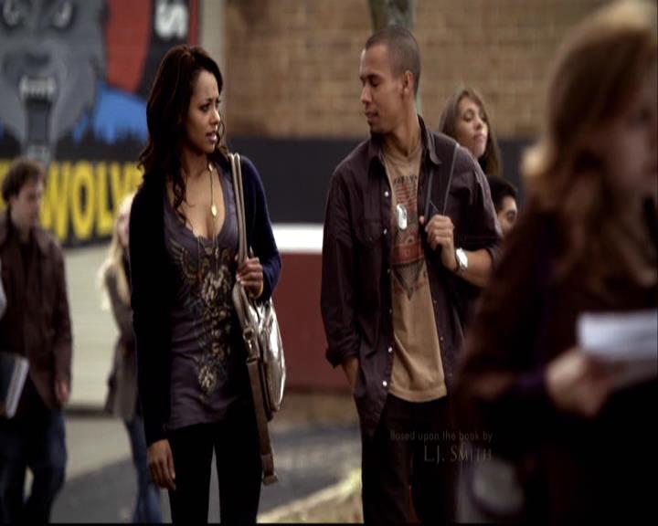 VampireDiariesWorld-dot-org_2x10TheSacrifce0304.jpg