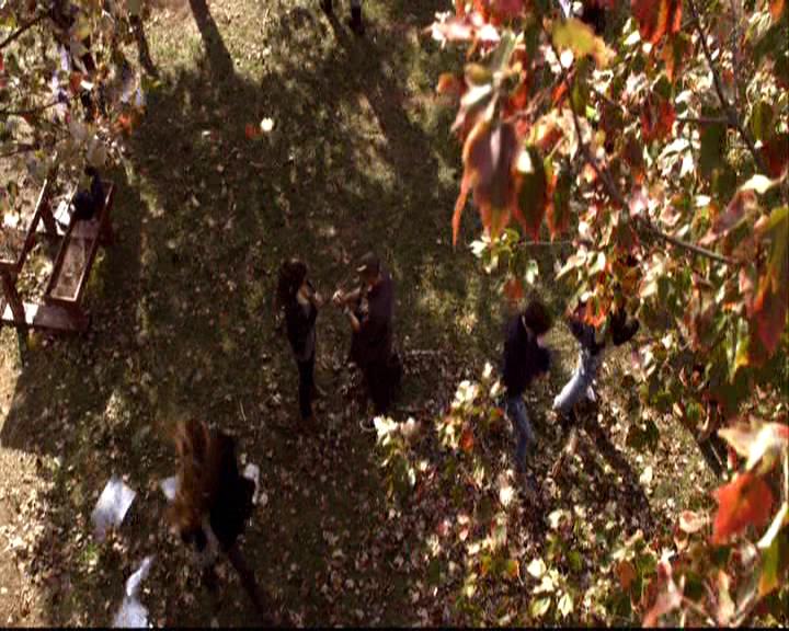 VampireDiariesWorld-dot-org_2x10TheSacrifce0381.jpg