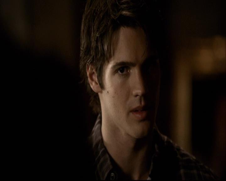 VampireDiariesWorld-dot-org_2x10TheSacrifce0619.jpg