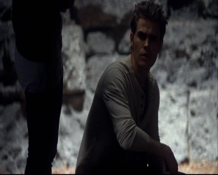 VampireDiariesWorld-dot-org_2x10TheSacrifce1308.jpg