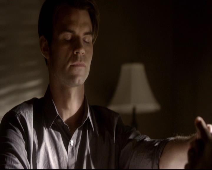 VampireDiariesWorld-dot-org_2x10TheSacrifce1369.jpg