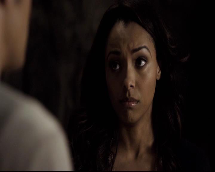 VampireDiariesWorld-dot-org_2x10TheSacrifce1411.jpg