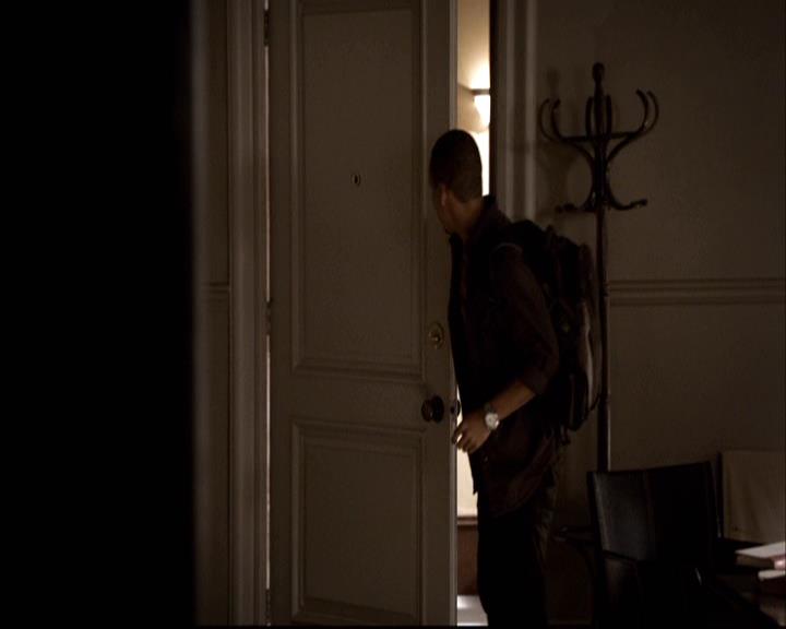 VampireDiariesWorld-dot-org_2x10TheSacrifce1419.jpg