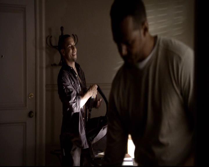 VampireDiariesWorld-dot-org_2x10TheSacrifce1422.jpg