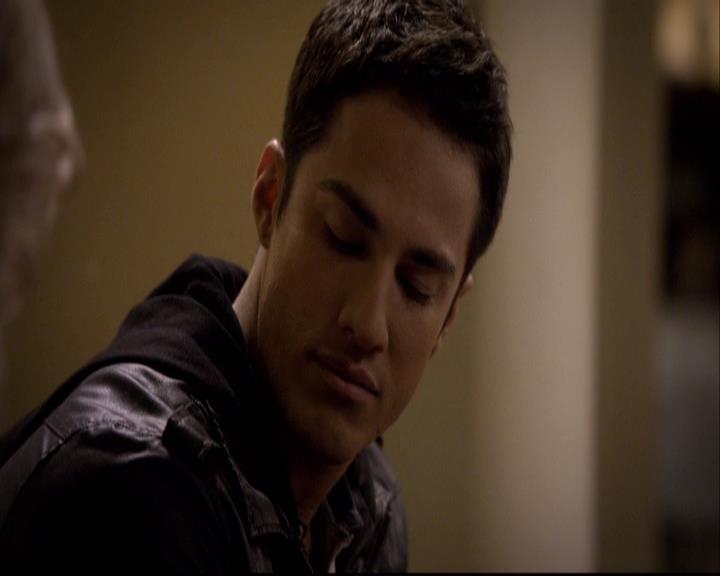VampireDiariesWorld-dot-org_2x10TheSacrifce1816.jpg