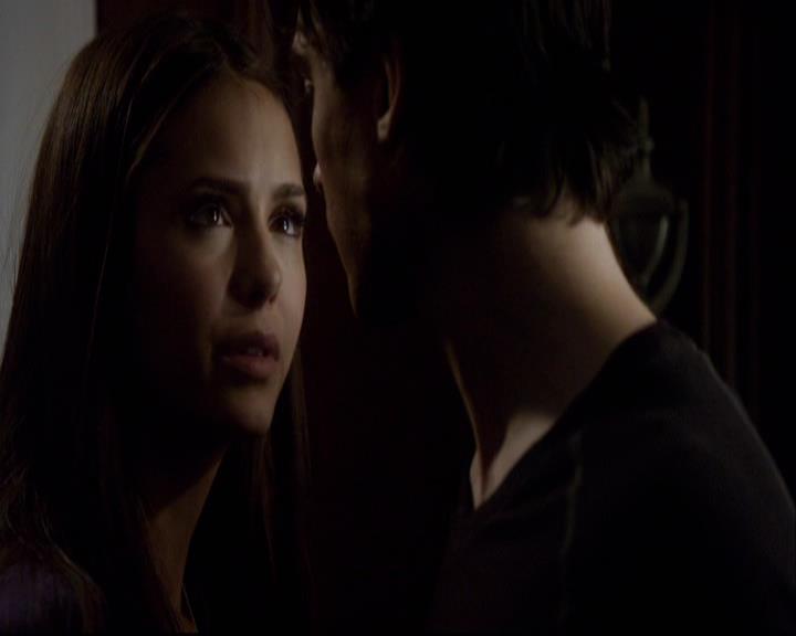 VampireDiariesWorld-dot-org_2x10TheSacrifce2103.jpg