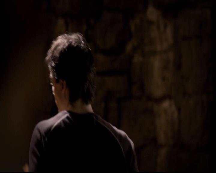 VampireDiariesWorld-dot-org_2x10TheSacrifce2206.jpg