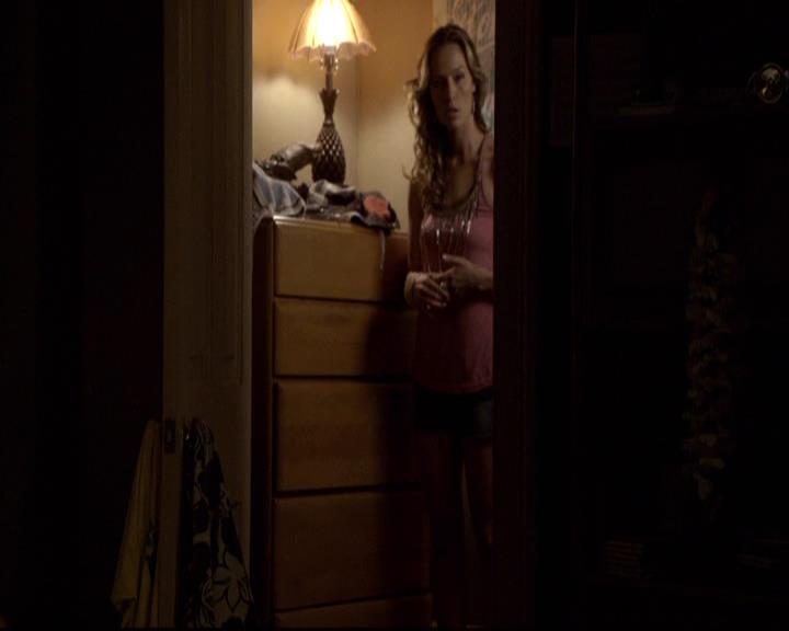 VampireDiariesWorld-dot-org_2x11ByTheLightOfTheMoon0046.jpg