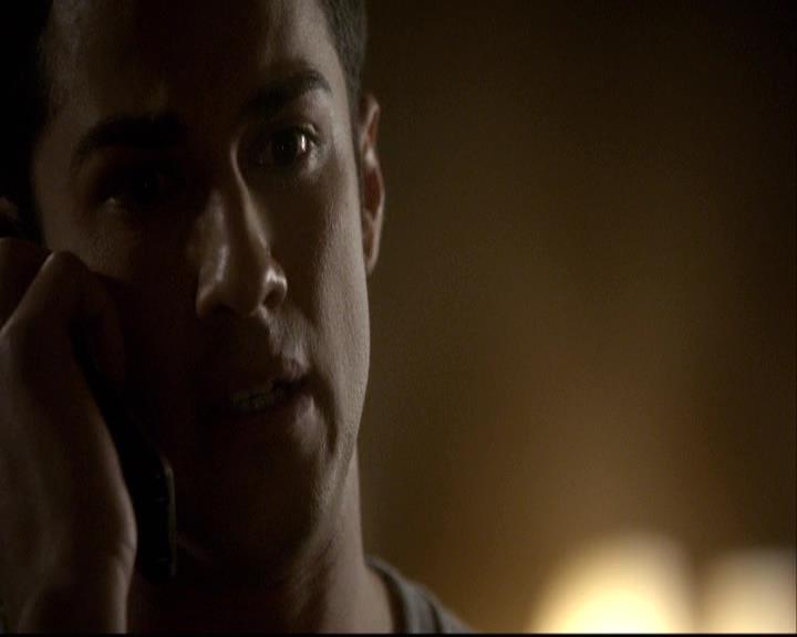 VampireDiariesWorld-dot-org_2x11ByTheLightOfTheMoon0048.jpg