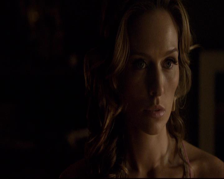 VampireDiariesWorld-dot-org_2x11ByTheLightOfTheMoon0059.jpg