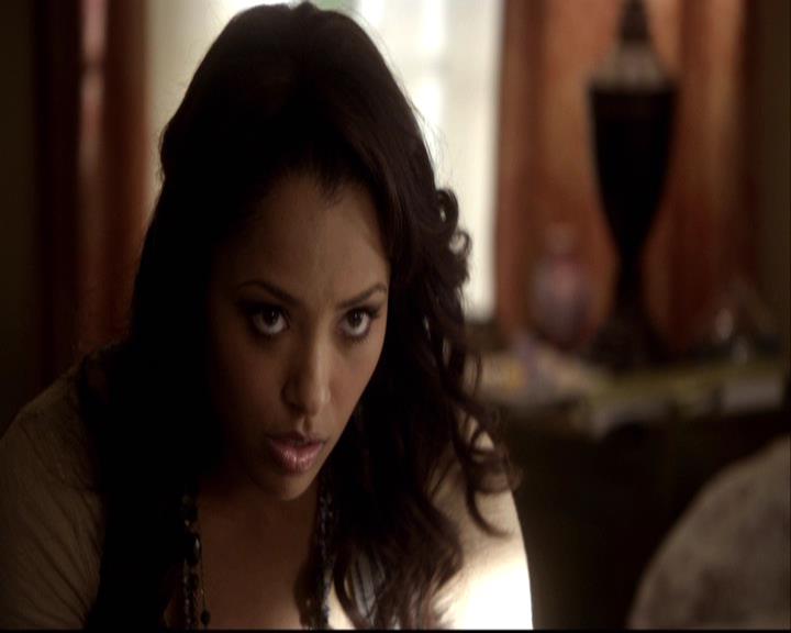 VampireDiariesWorld-dot-org_2x11ByTheLightOfTheMoon0075.jpg