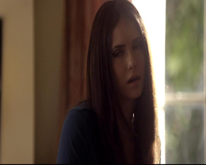 VampireDiariesWorld-dot-org_2x11ByTheLightOfTheMoon0123.jpg