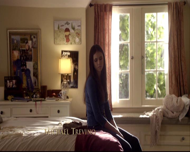 VampireDiariesWorld-dot-org_2x11ByTheLightOfTheMoon0128.jpg