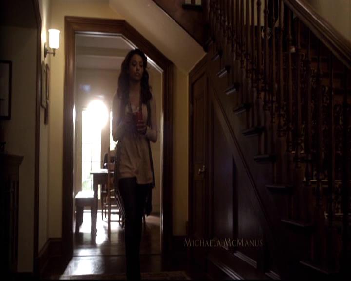 VampireDiariesWorld-dot-org_2x11ByTheLightOfTheMoon0139.jpg