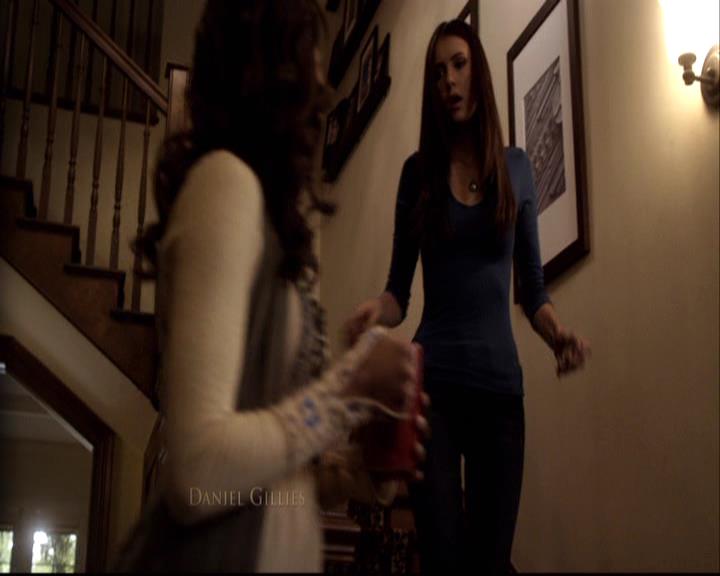 VampireDiariesWorld-dot-org_2x11ByTheLightOfTheMoon0142.jpg