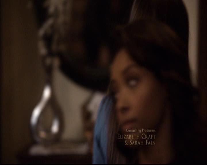 VampireDiariesWorld-dot-org_2x11ByTheLightOfTheMoon0170.jpg