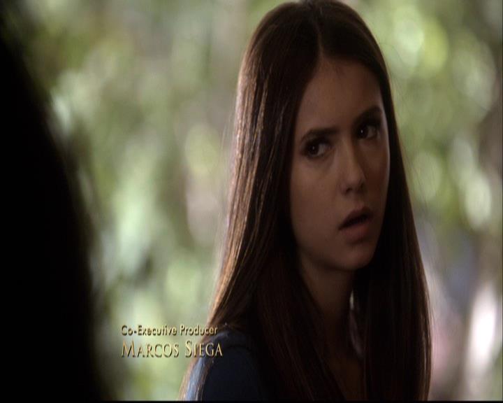 VampireDiariesWorld-dot-org_2x11ByTheLightOfTheMoon0185.jpg