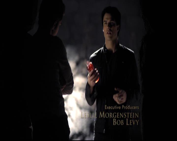 VampireDiariesWorld-dot-org_2x11ByTheLightOfTheMoon0208.jpg