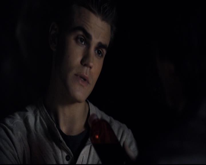 VampireDiariesWorld-dot-org_2x11ByTheLightOfTheMoon0210.jpg