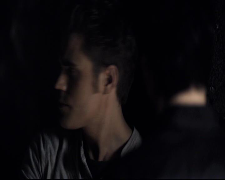 VampireDiariesWorld-dot-org_2x11ByTheLightOfTheMoon0216.jpg