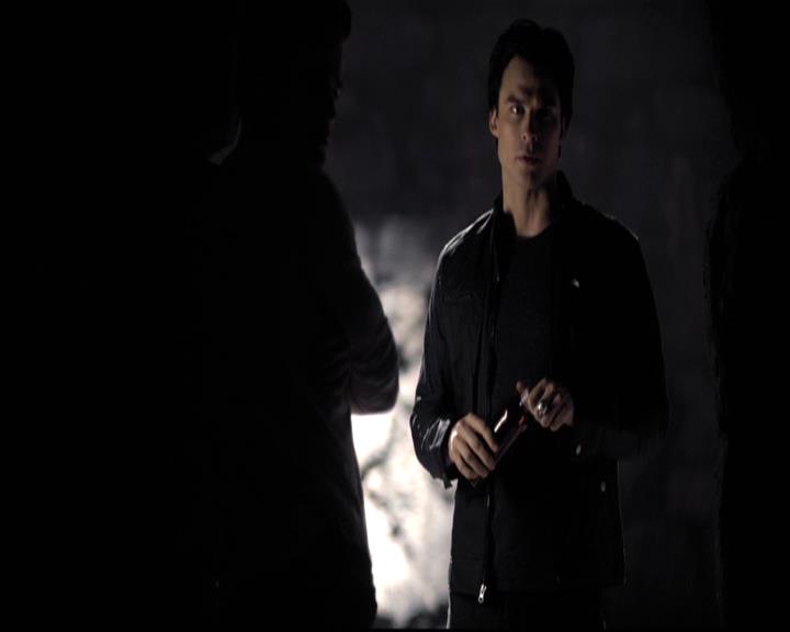 VampireDiariesWorld-dot-org_2x11ByTheLightOfTheMoon0222.jpg