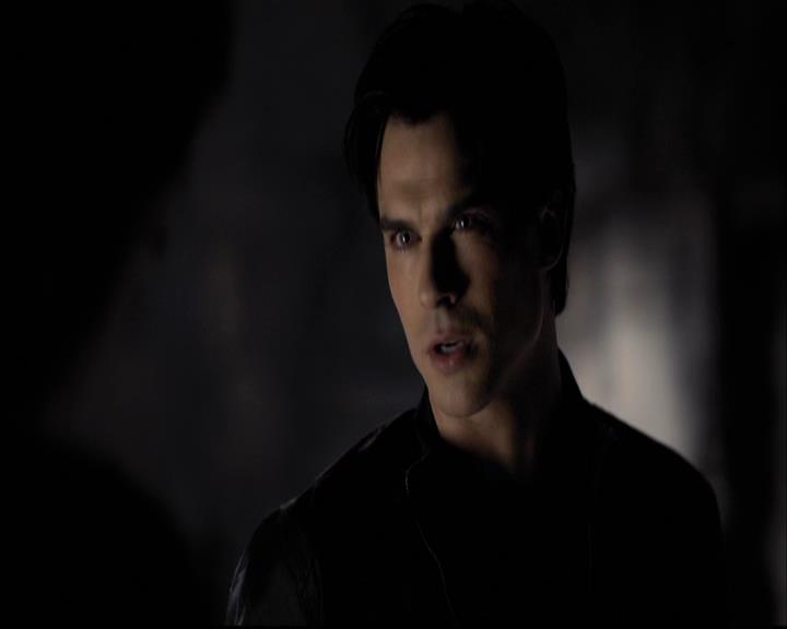 VampireDiariesWorld-dot-org_2x11ByTheLightOfTheMoon0226.jpg