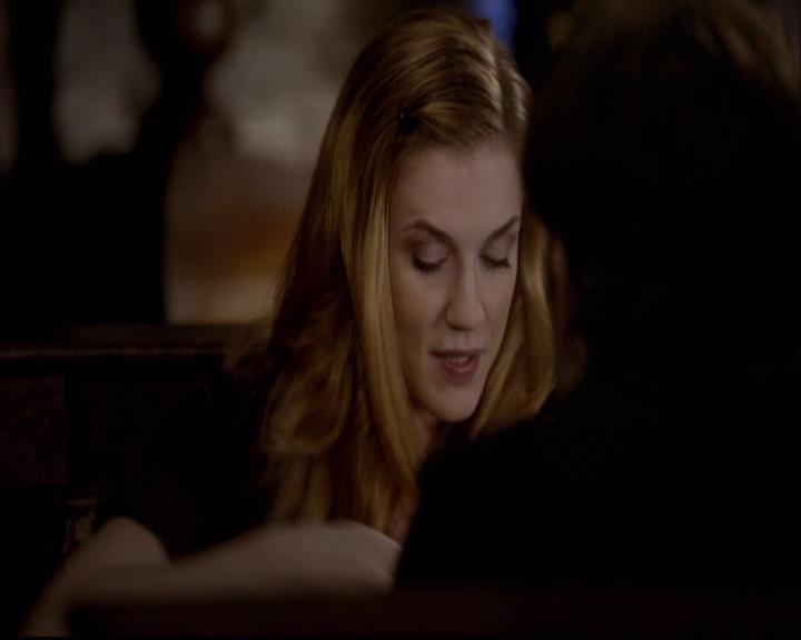 VampireDiariesWorld-dot-org_2x11ByTheLightOfTheMoon0285.jpg