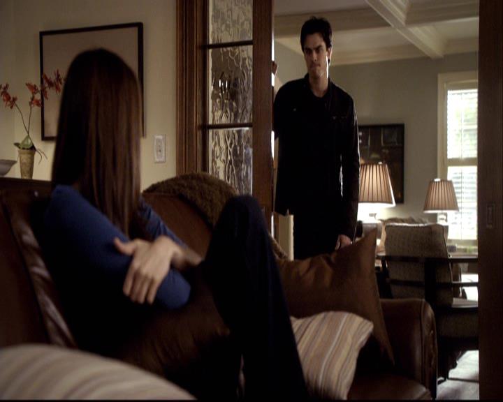 VampireDiariesWorld-dot-org_2x11ByTheLightOfTheMoon0346.jpg